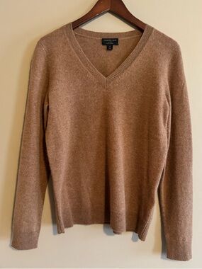 Charter Club Camel V-Neck Cashmere Sweater - S